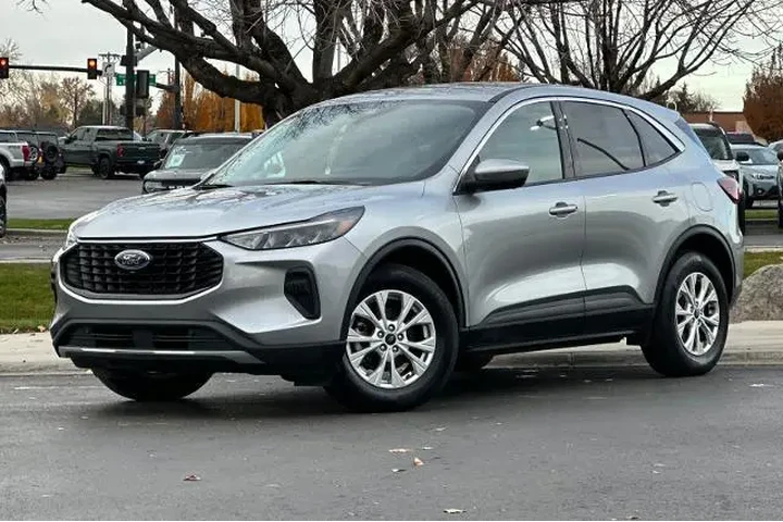 $20995 : Ford Escape 2023 AWD Active image 1