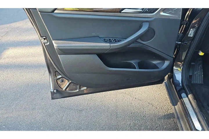 $17490 : BMW X3 2019 AWD xDrive30i 4d image 9