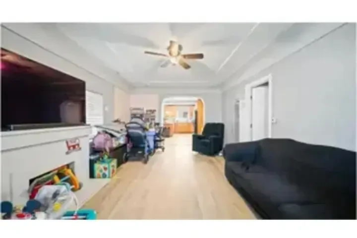 $1500 : HUNTINGTON PARK RENTO CASAS image 2