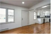 $1150 : Rental property with 2 bedro thumbnail