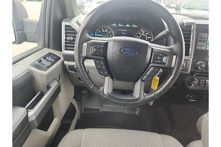 $15990 : Ford F-150 2015 4x4 XLT 4dr image 9