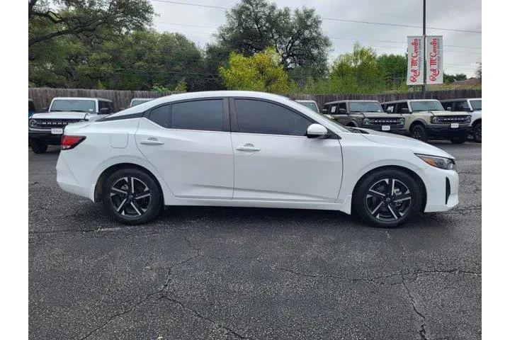 $21990 : Nissan Sentra 2024 SV 4dr Se image 2