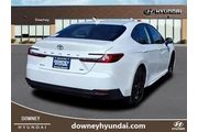 $29980 : Toyota Camry 2025 SE 4dr Sed thumbnail