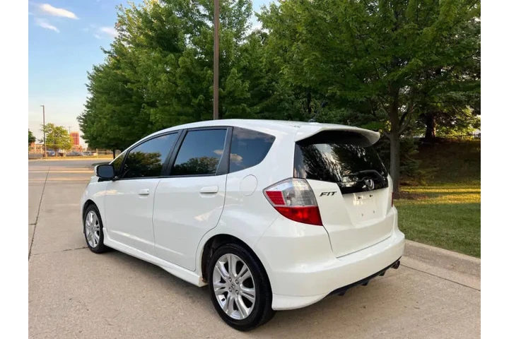 $6497 : 2010 Fit Sport image 10