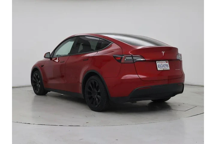 $29998 : Tesla Model Y 2021 AWD Long image 2