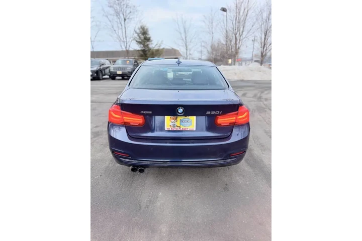 $13995 : 2017 BMW 3 Series 330i xDrive image 9