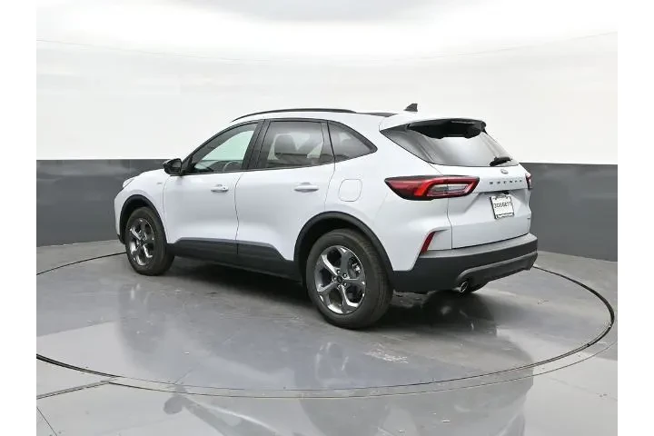 $24099 : Ford Escape 2025 AWD ST-Line image 5