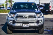 $28995 : Toyota Tacoma 2019 4x2 Limit thumbnail