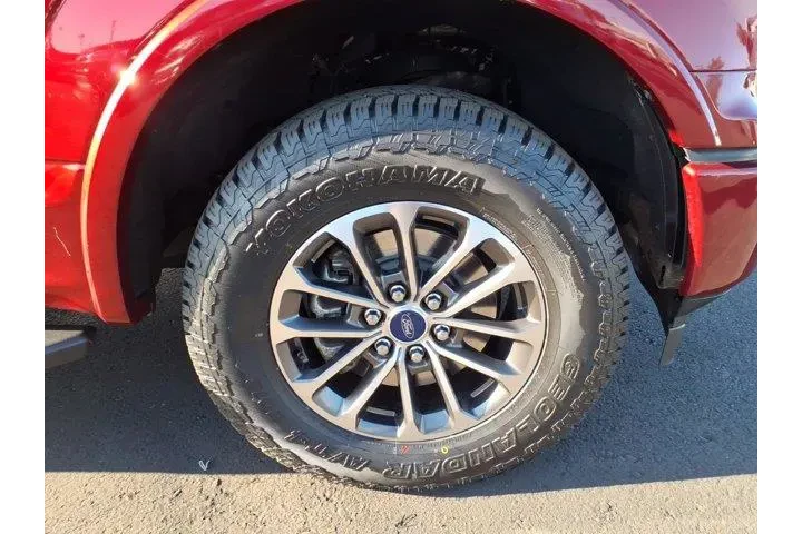 $28598 : Ford F-150 2019 4x4 XLT 4dr image 9