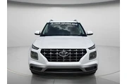 $16682 : Hyundai VENUE 2023 SEL 4dr C thumbnail