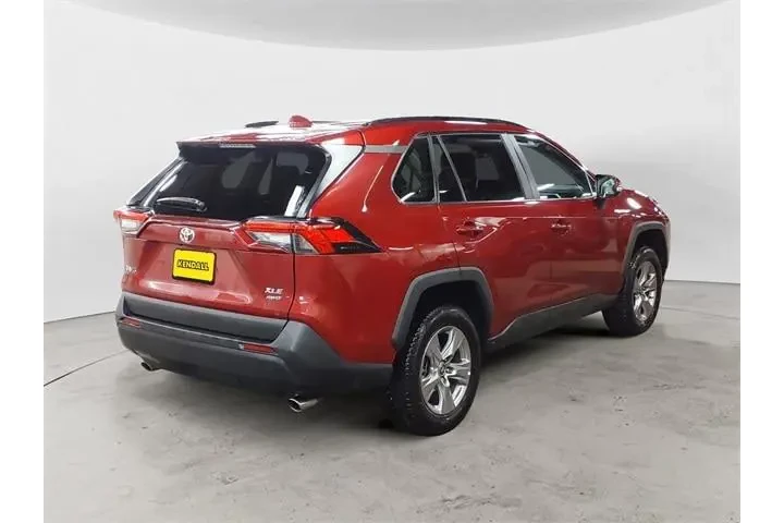 $29588 : Toyota RAV4 2024 AWD XLE 4dr image 5