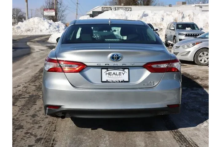 $22671 : Toyota Camry Hybrid 2020 LE image 6
