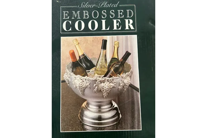 $1 : Huge Garage Sale /Estate Sale image 10