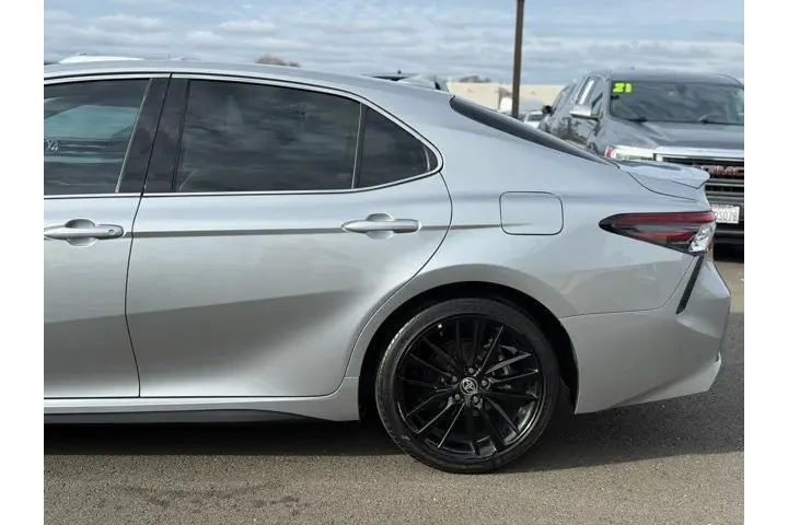 $26888 : Toyota Camry Hybrid 2022 XSE image 4