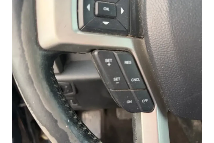 $24500 : Ford F-150 2020 4x4 Lariat 4 image 6