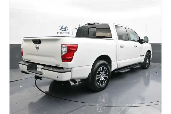 $25986 : Nissan Titan 2021 4x2 SV 4dr image 7