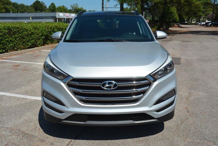 2016 TUCSON Limited image 3