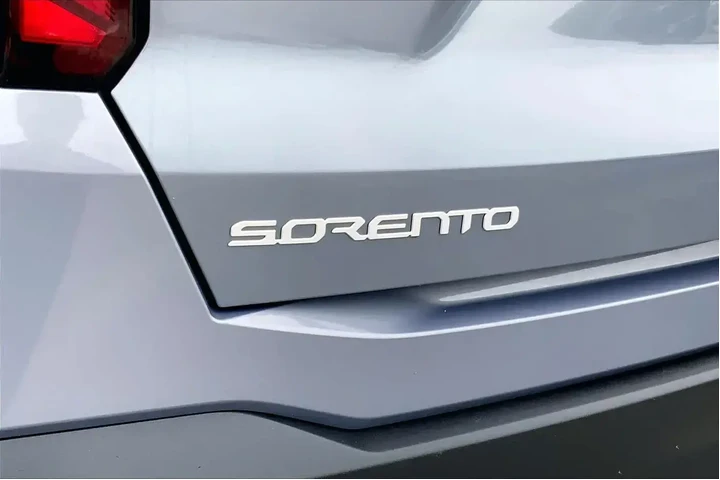 $29995 : Kia Sorento 2025 LX 4dr SUV image 10
