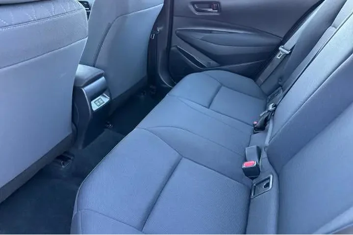 $20700 : Toyota Corolla 2023 LE 4dr S image 6