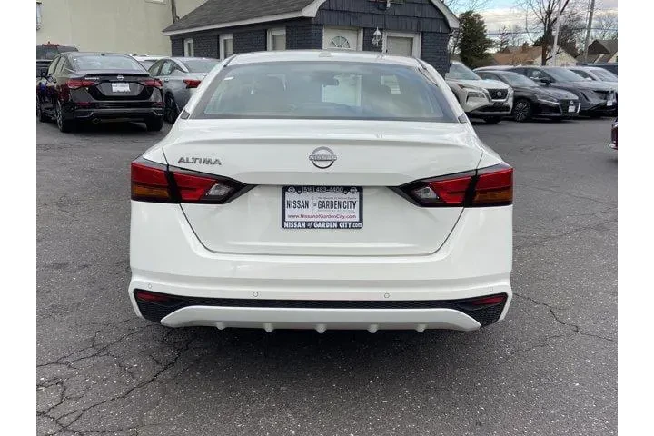 $17987 : Nissan Altima 2025 2.5 S 4dr image 5