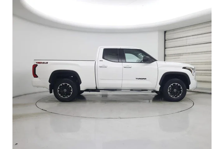$39998 : Toyota Tundra 2023 4x4 SR5 4 image 7