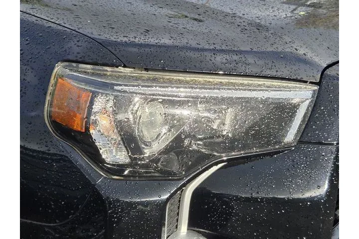 $28500 : Toyota 4Runner 2017 4x2 SR5 image 10