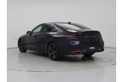 $32998 : Genesis G70 2023 3.3T Standa thumbnail