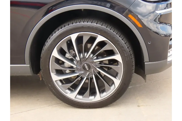 $28999 : Lincoln Aviator 2021 AWD Res image 9