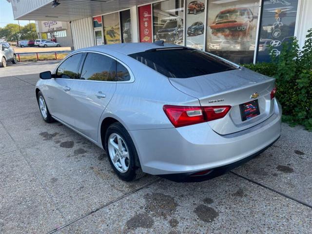 $9999 : 2018 Malibu LS image 6