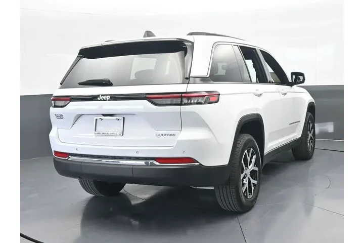 $32989 : Jeep Grand Cherokee 2024 4x2 image 5