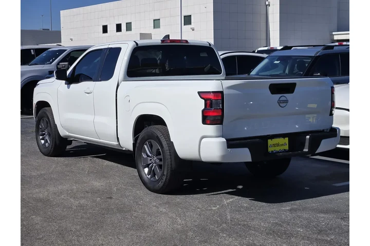 $26999 : Nissan Frontier 2025 4x2 S 4 image 7