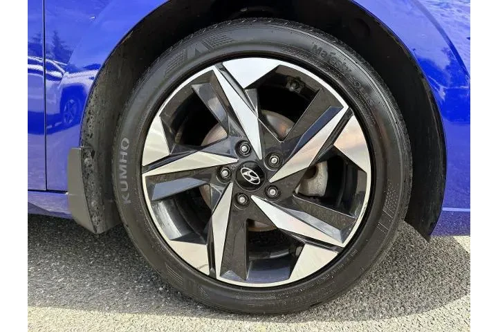 $18888 : Hyundai ELANTRA 2023 SEL 4dr image 6