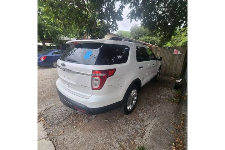 $9995 : 2014 FORD EXPLORER2014 FORD E image 9