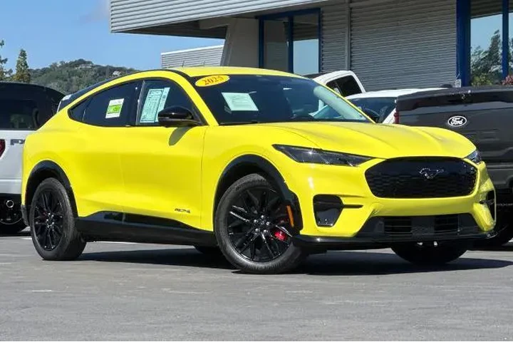 $39065 : Ford Mustang Mach-E 2025 AWD image 2