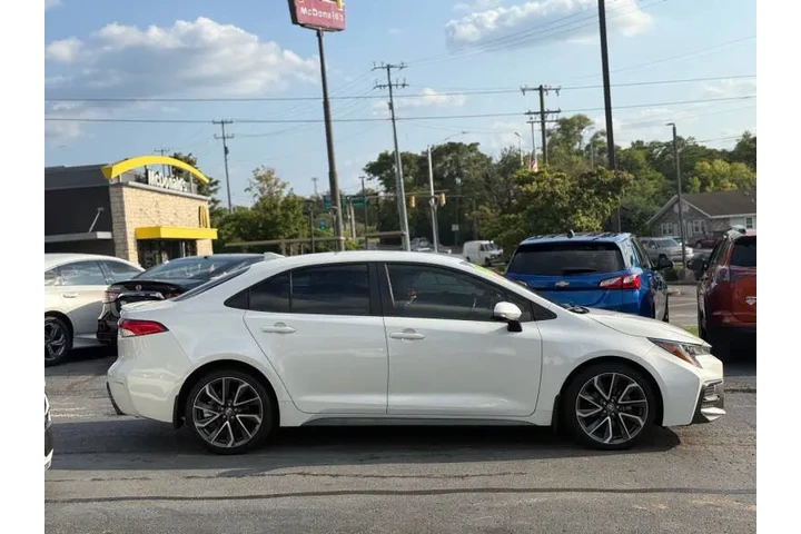 $14995 : 2020 Corolla SE image 7
