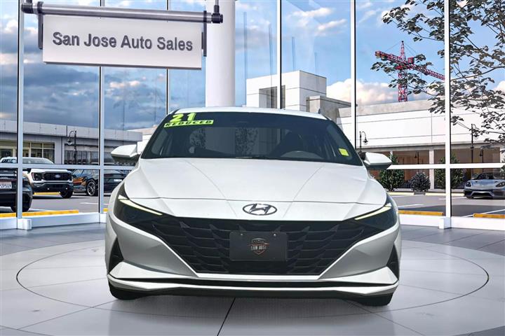 2021 HYUNDAI ELANTRA SEL SEDA image 2