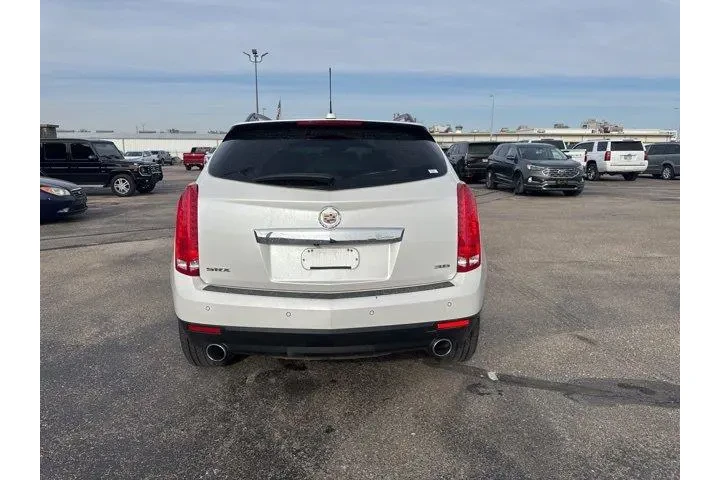 $16982 : Cadillac SRX 2015 Performanc image 6