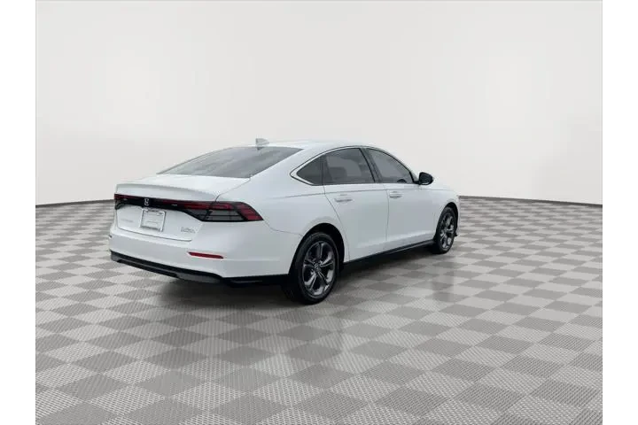 $28000 : Honda Accord 2024 EX 4dr Sed image 8