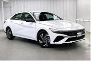 Hyundai ELANTRA Hybrid 2025 en Madison