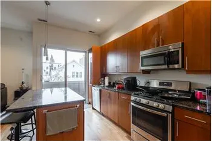 $4395 : Rental property with 3 bedro image 10