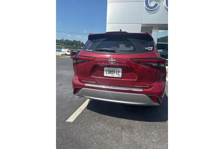 $31843 : Toyota Highlander 2021 Limit image 5