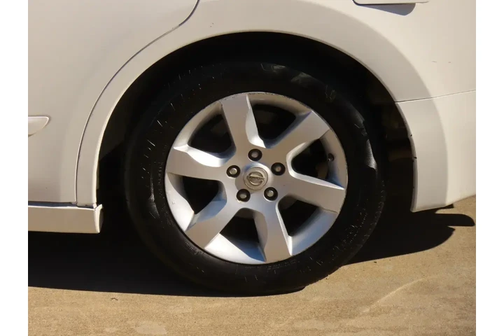 $6999 : Nissan Altima 2008 3.5 SL 4d image 9