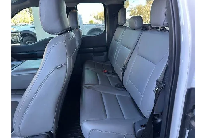 $26825 : Ford F-150 2021 4x2 XL 4dr S image 10