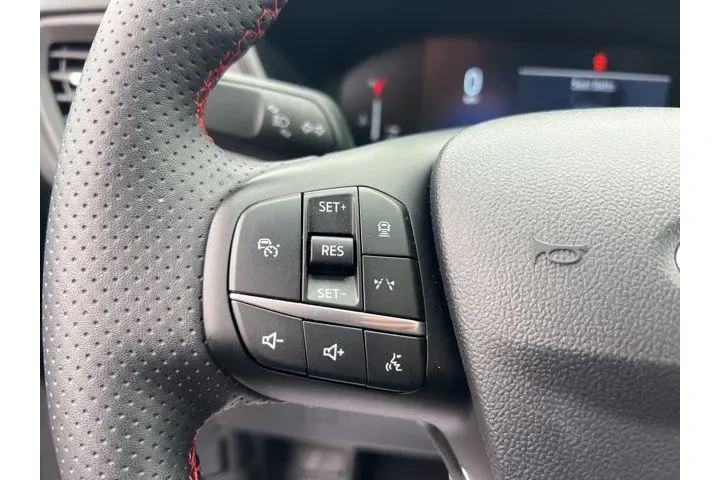 $25615 : Ford Escape 2024 AWD ST-Line image 9