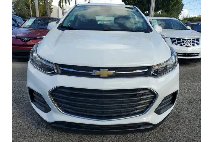 $10490 : Chevrolet Trax 2020 LS 4dr C image 2