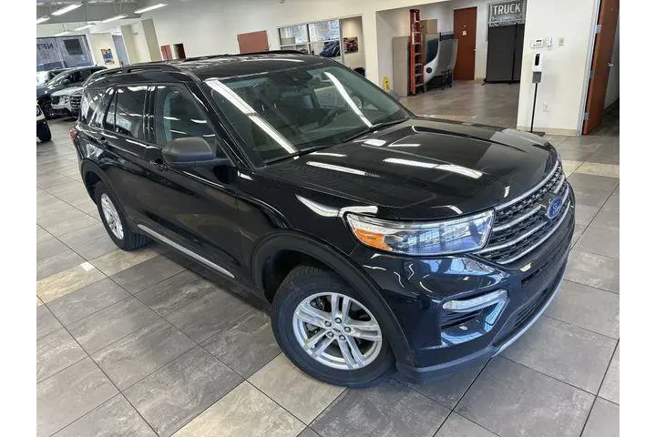 $32000 : Ford Explorer 2023 AWD XLT 4 image 8