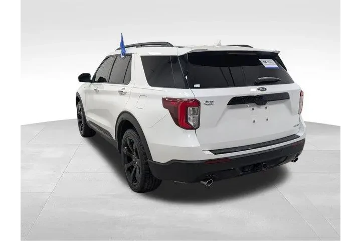 $33959 : Ford Explorer 2023 AWD ST-Li image 9