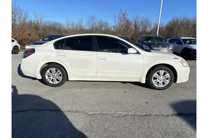 $8454 : Nissan Altima 2011 2.5 S 4dr image 8