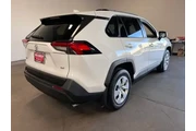 $21877 : Toyota RAV4 2019 LE 4dr SUV thumbnail