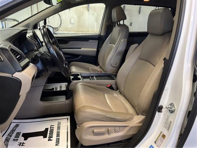 $29900 : 2020 Odyssey Touring image 9